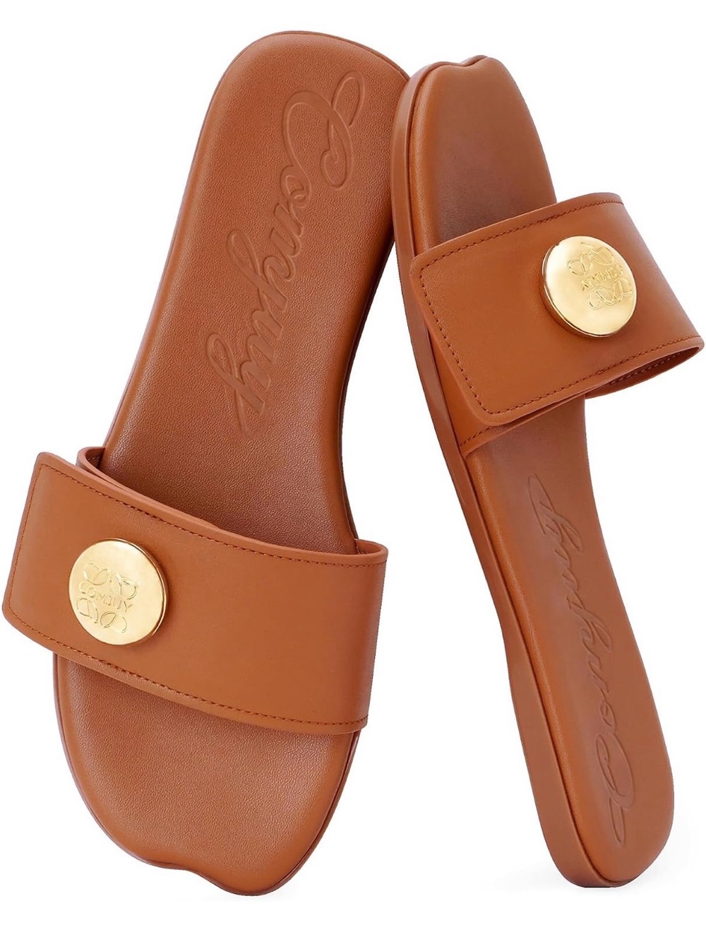 Women's flat sandals with metal buttons